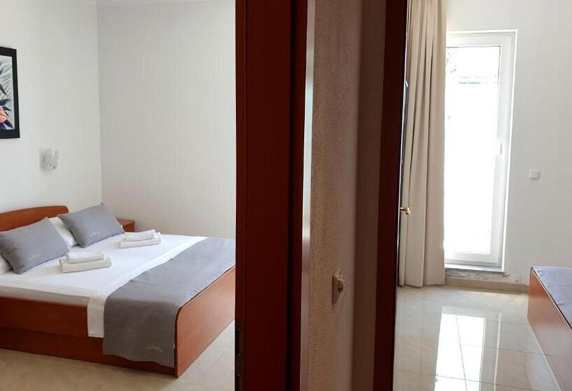 Szálloda Sunset Split Rooms