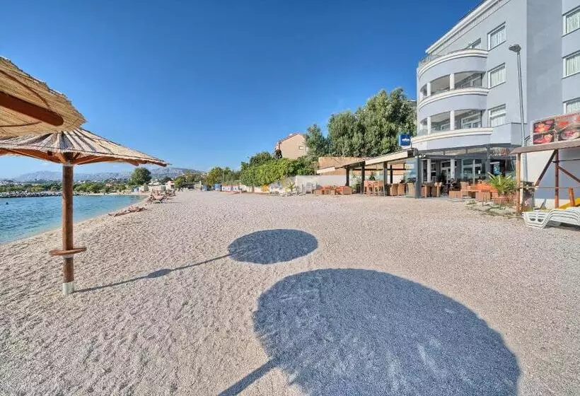 Hotel Sunset Split Rooms