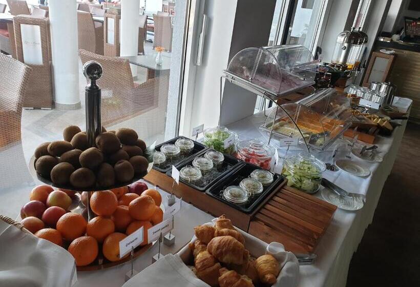 Szálloda Sunset Split Rooms