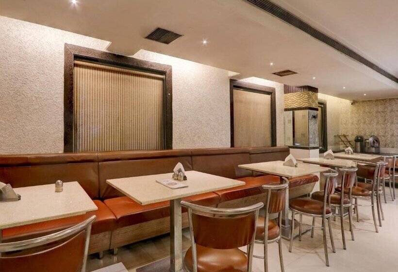 酒店 Super Townhouse Oak Madhapur Nera Regency