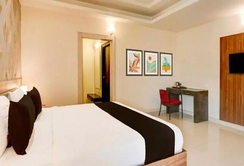 호텔 Super Townhouse Oak Madhapur Nera Regency