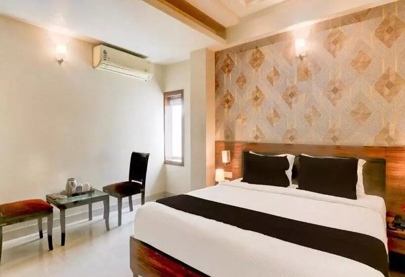 호텔 Super Townhouse Oak Madhapur Nera Regency