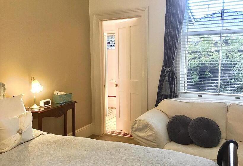 민박 Kurrajong House