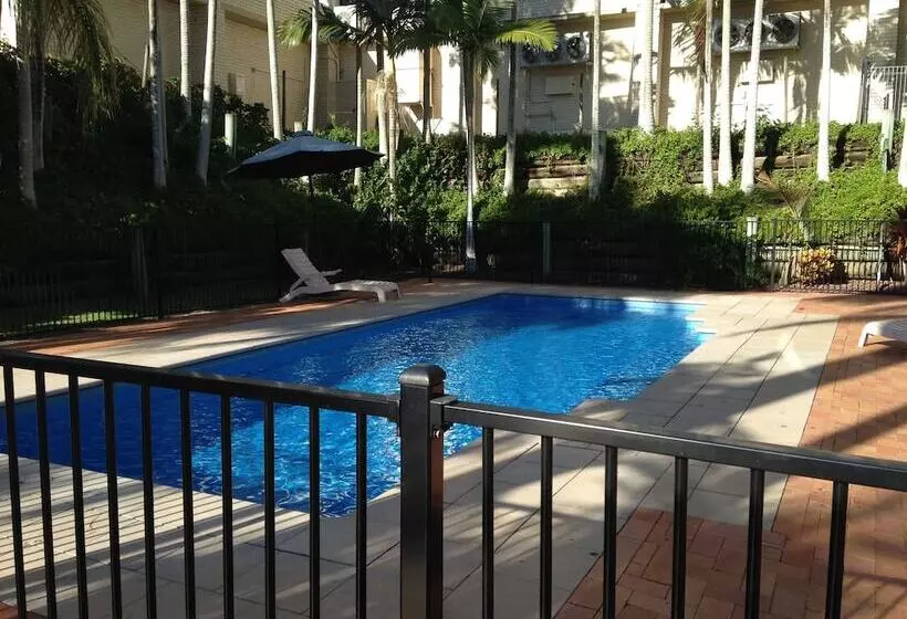 מוטל Hervey Bay Resort