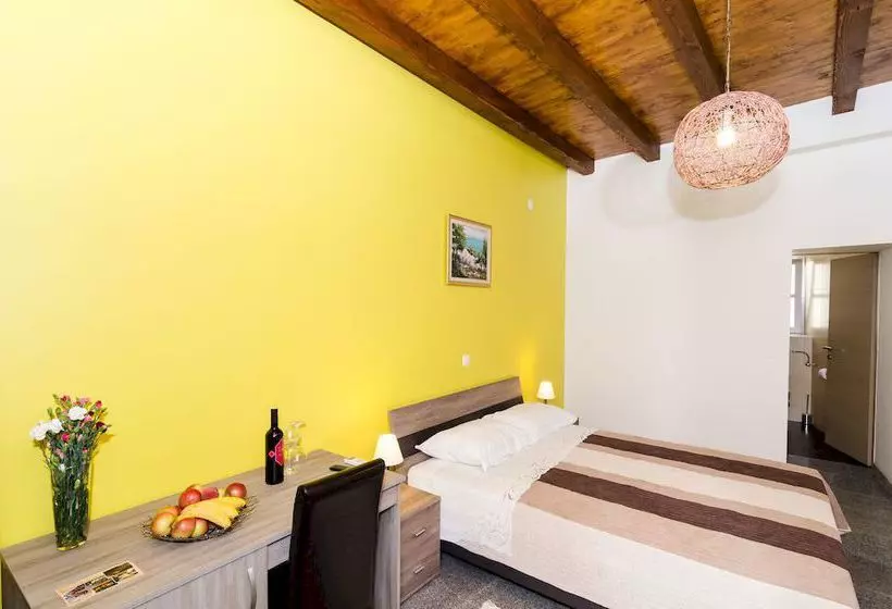 ペンション Rooms Cavtat Old Town