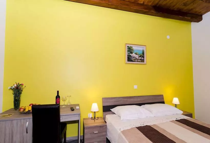 ペンション Rooms Cavtat Old Town