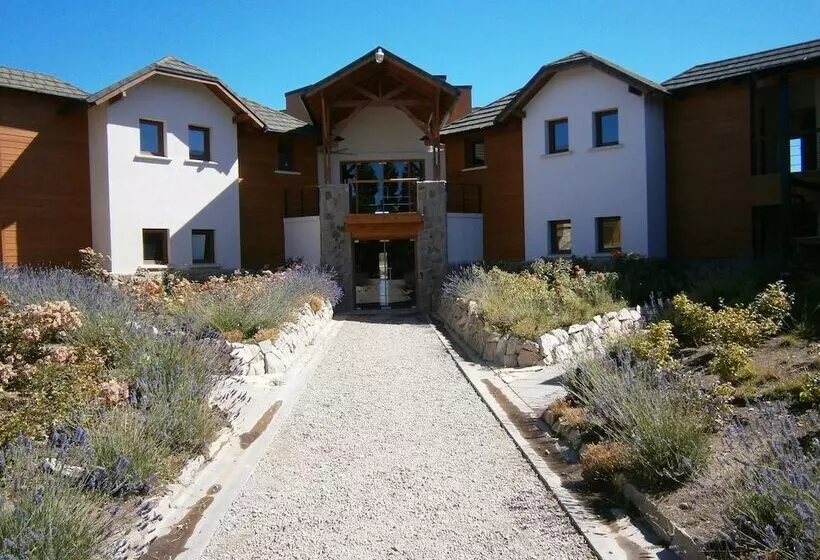 منتجع Villa Huapi