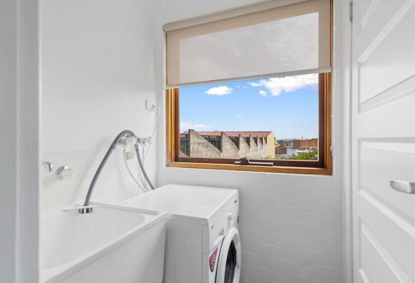 مبيت وإفطار Hideaway On George