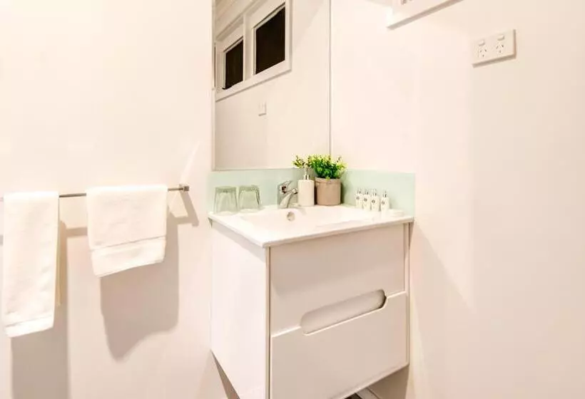 Bed and Breakfast Hideaway On George