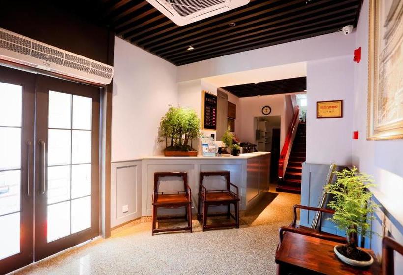 Bell Tower Youth Hostel