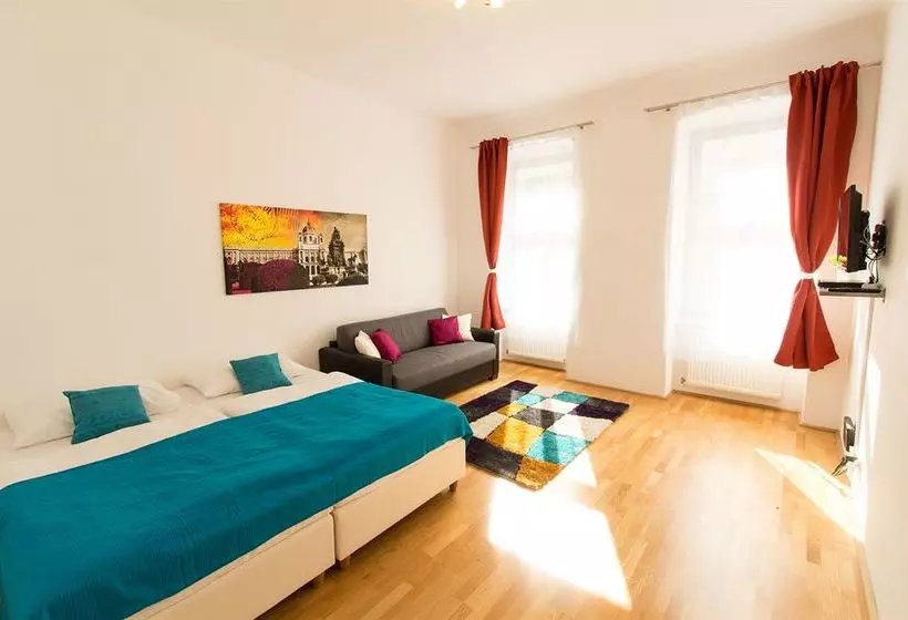 Checkvienna - Lassallestrasse