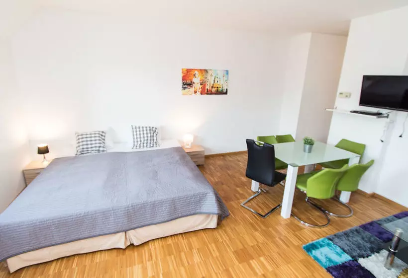 Checkvienna - Lassallestrasse