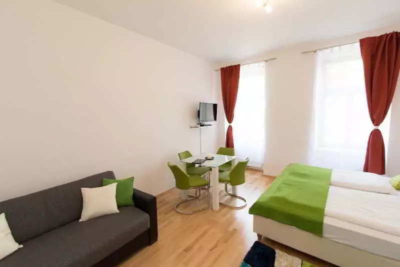 Checkvienna - Lassallestrasse