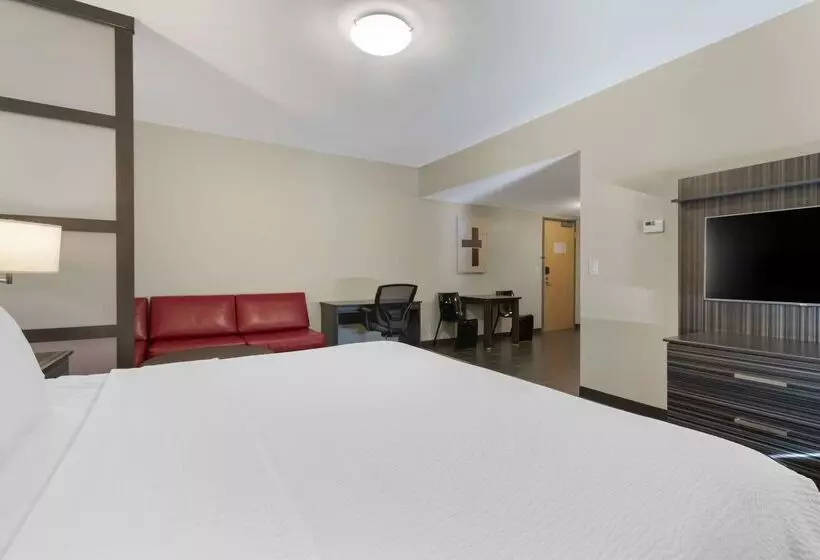 בית מלון כפרי Best Western Plus Airport Inn & Suites