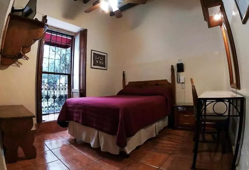 فندق El Carmen, Morelia
