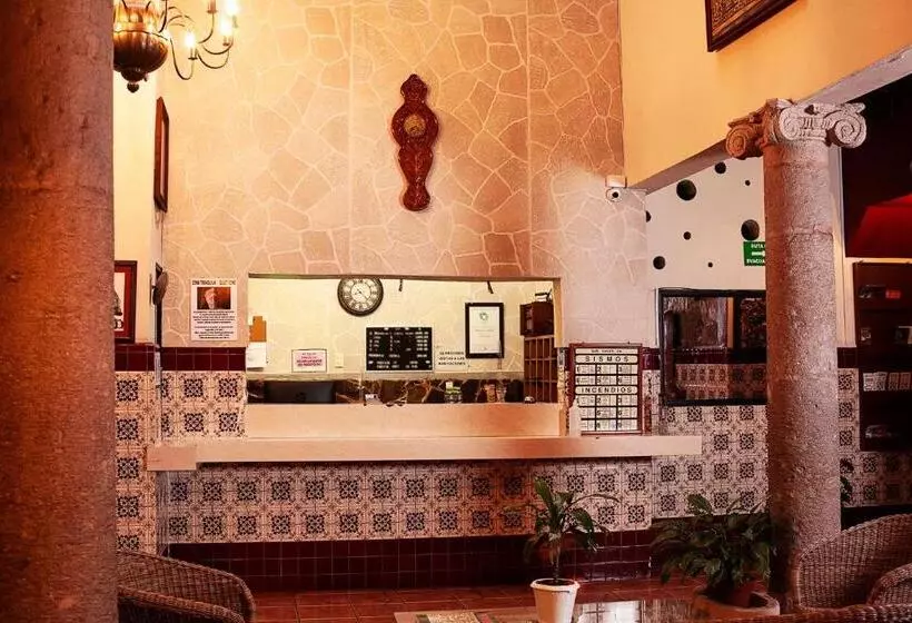 فندق El Carmen, Morelia
