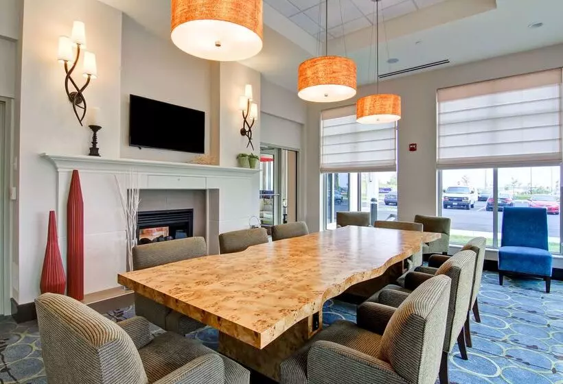 酒店 Hilton Garden Inn Woodbridge