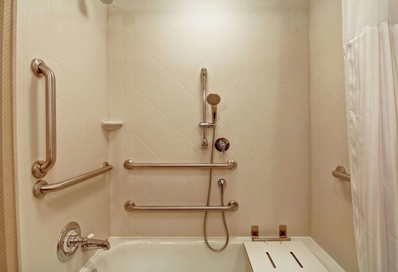 酒店 Hilton Garden Inn Woodbridge