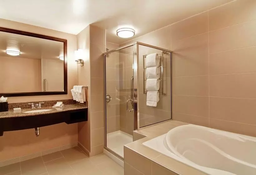 酒店 Hilton Garden Inn Woodbridge