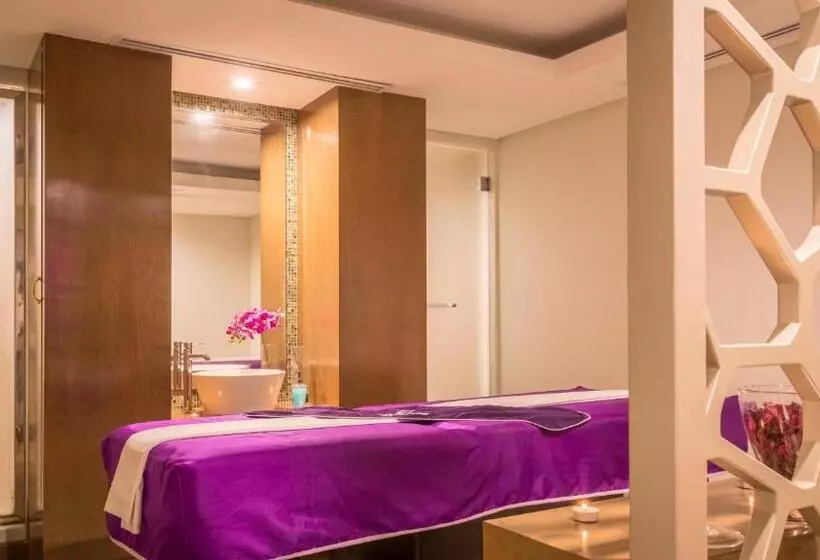 Hotel Holiday Inn Jeddah Gateway, An Ihg