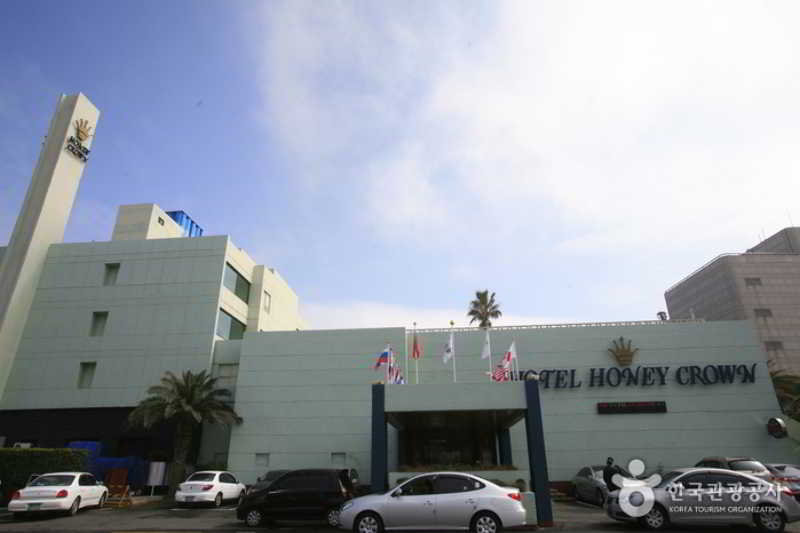 Hotel Jeju Honeycrown
