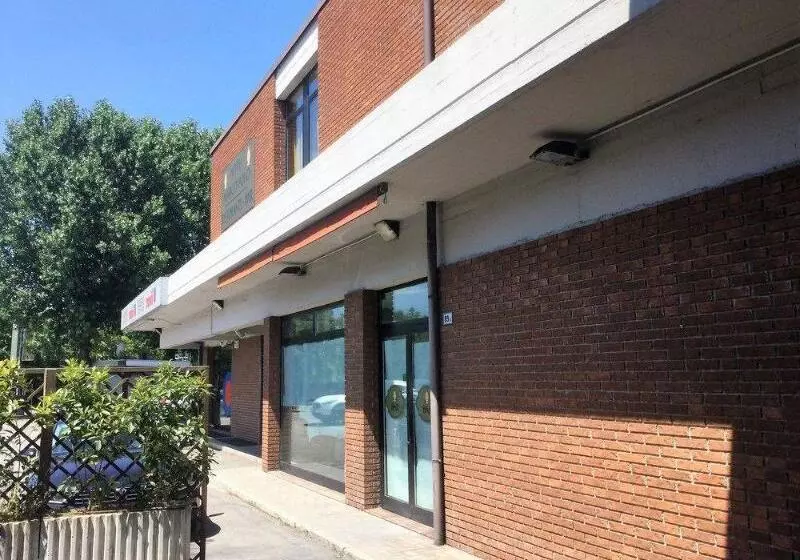 ホテル Marco Polo Self Check In