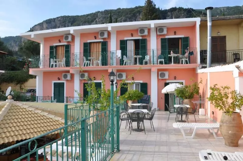 בית מלון כפרי Maria Studios