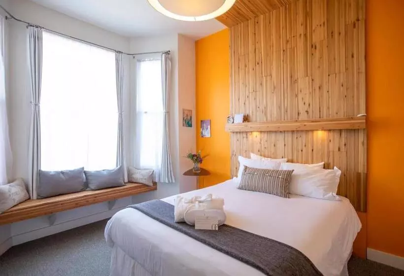 Hotelli 1906 Mission