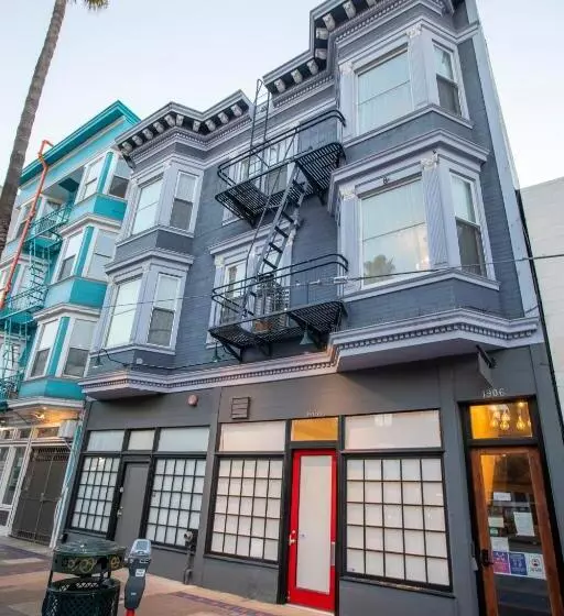 Hotelli 1906 Mission