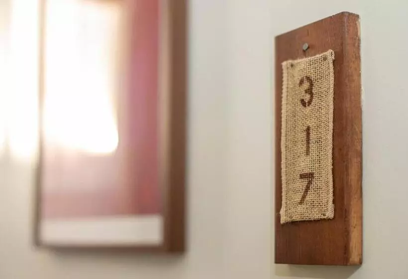 Hotelli 1906 Mission