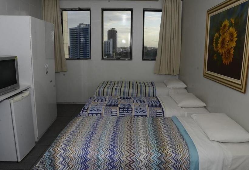 فندق Titão Plaza