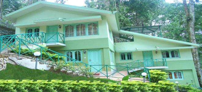 Hotel Woodpecker Resort