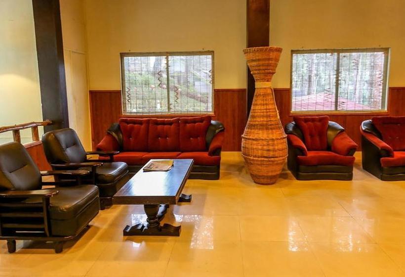 Hotel Woodpecker Resort