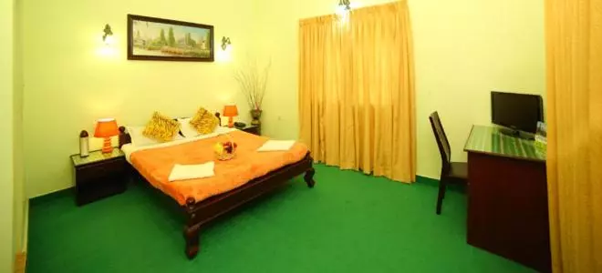 Hotel Woodpecker Resort