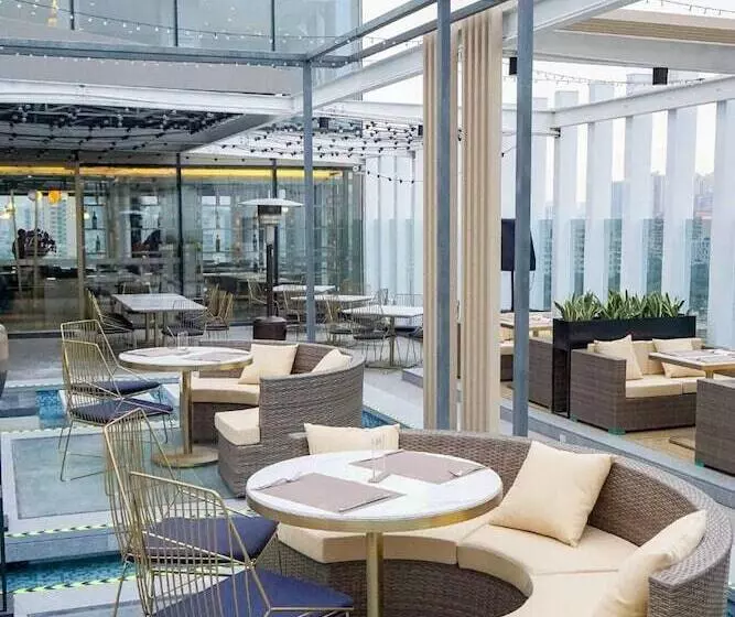 فندق Zenth International