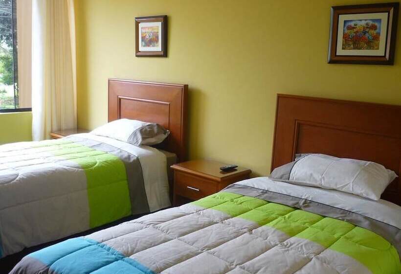 פנסיון Sevilla House