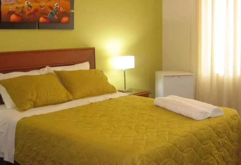 Pension Sevilla House