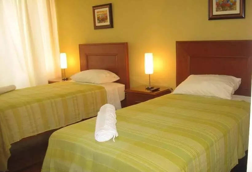 Pension Sevilla House