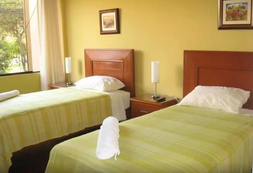 Pension Sevilla House