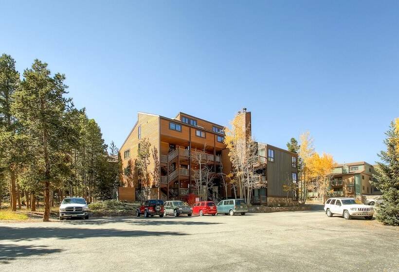 Sundowner Condominium By Ski Country Resorts