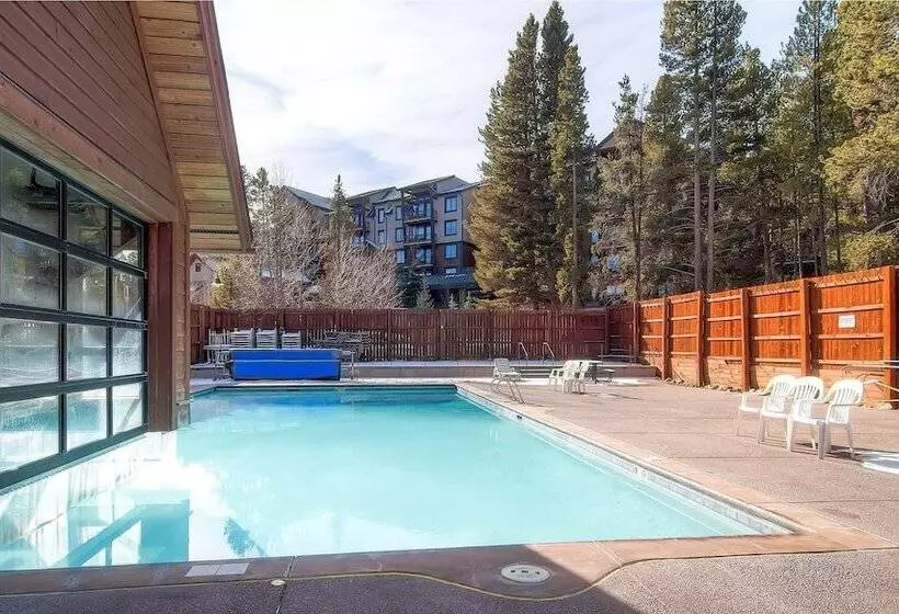 Sundowner Condominium By Ski Country Resorts