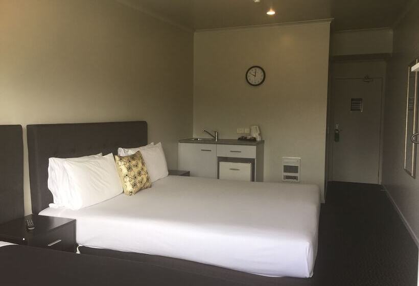 فندق صغير Silver Fern Lodge