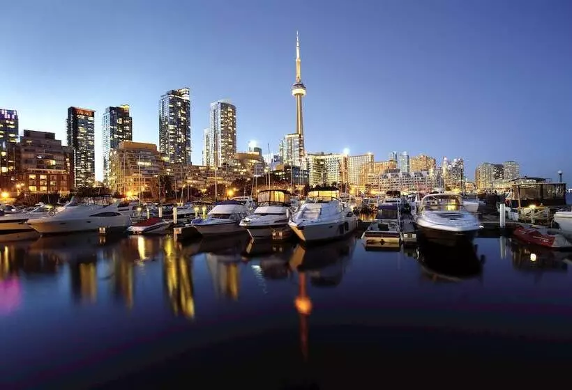 مبيت وإفطار Making Waves Boatel