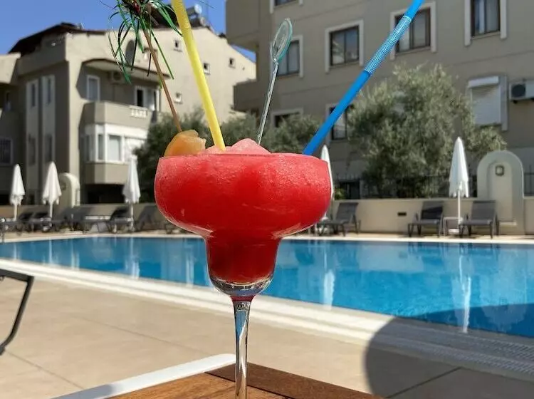 Club Karakas Apart Otel