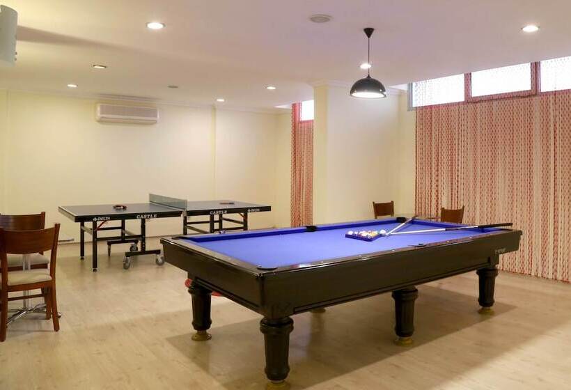 Club Karakas Apart Otel