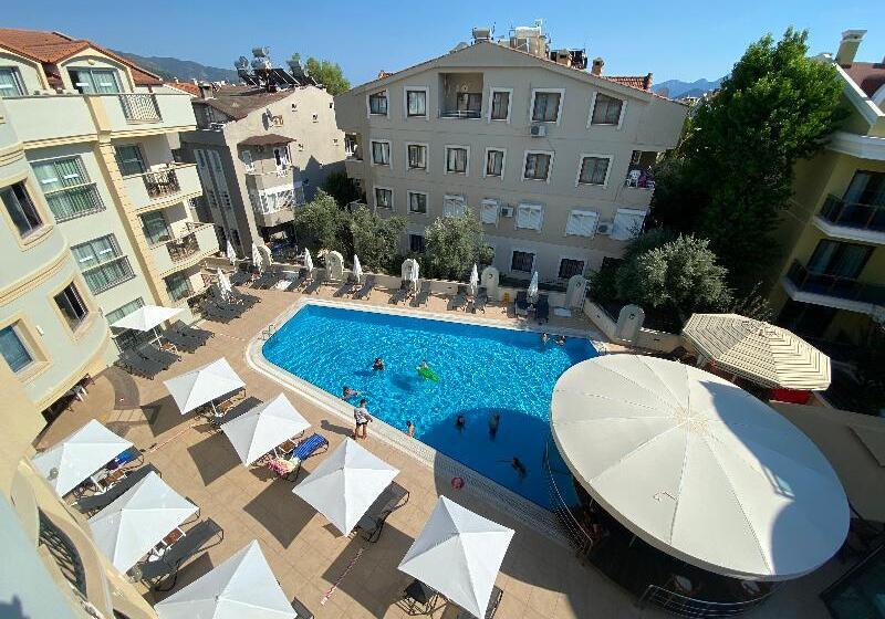 Club Karakas Apart Otel