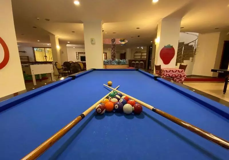 Club Karakas Apart Otel