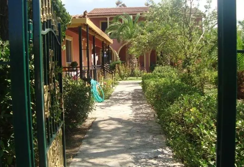 Artemis Studios & Apartments Sidari