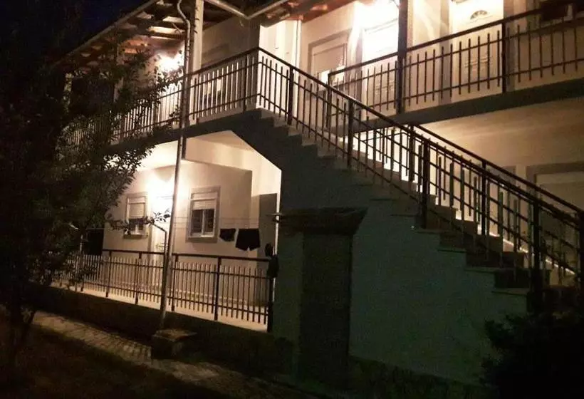 Artemis Studios & Apartments Sidari