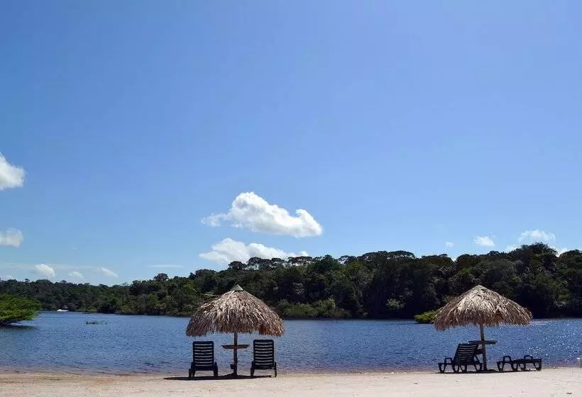 בית מלון כפרי Amazon Ecopark Jungle Lodge